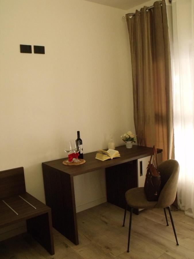 Hotel Plaza Ungheria Palermo Dış mekan fotoğraf