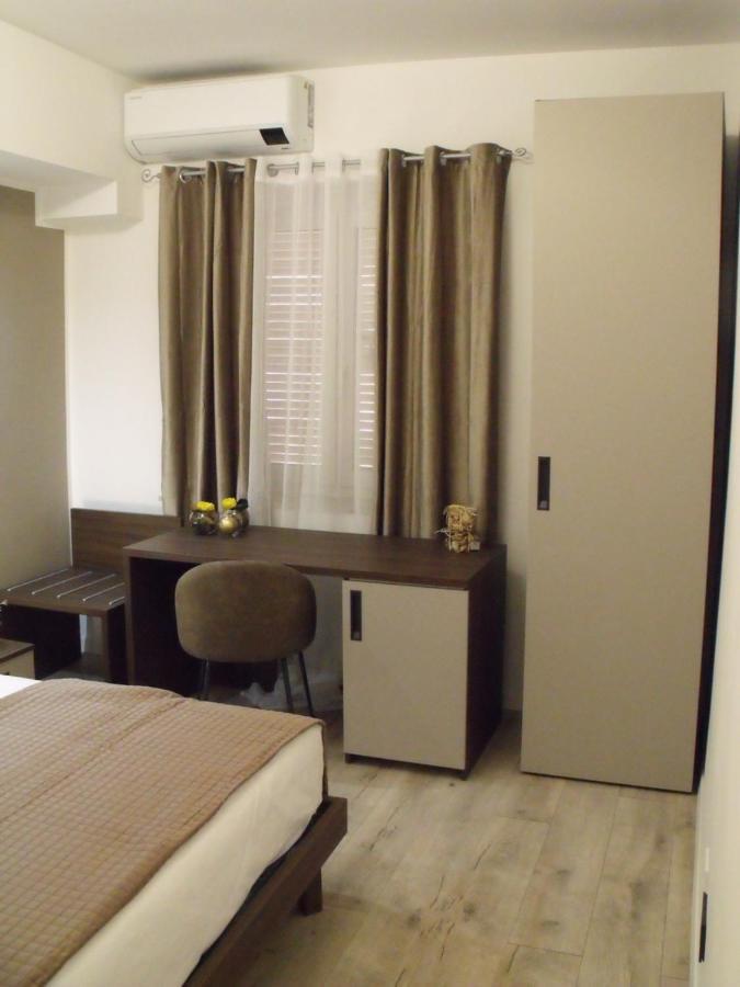 Hotel Plaza Ungheria Palermo Dış mekan fotoğraf
